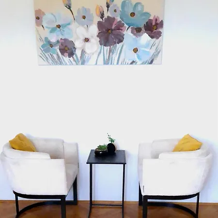 Apartment Marini *